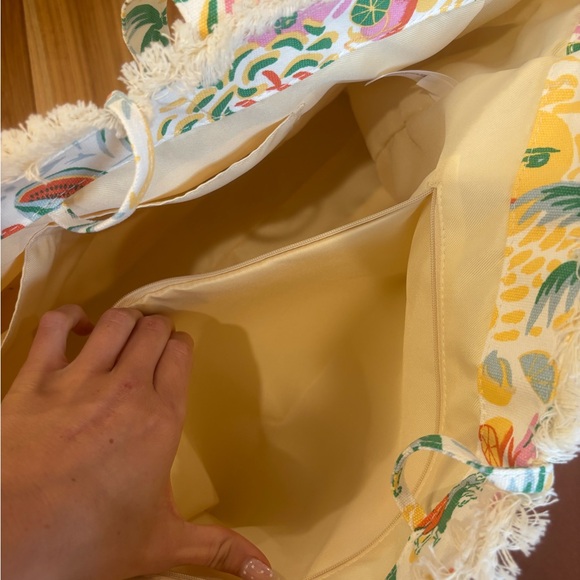 Roller Rabbit Multi-Color Tropical Tote - Picture 4 of 9